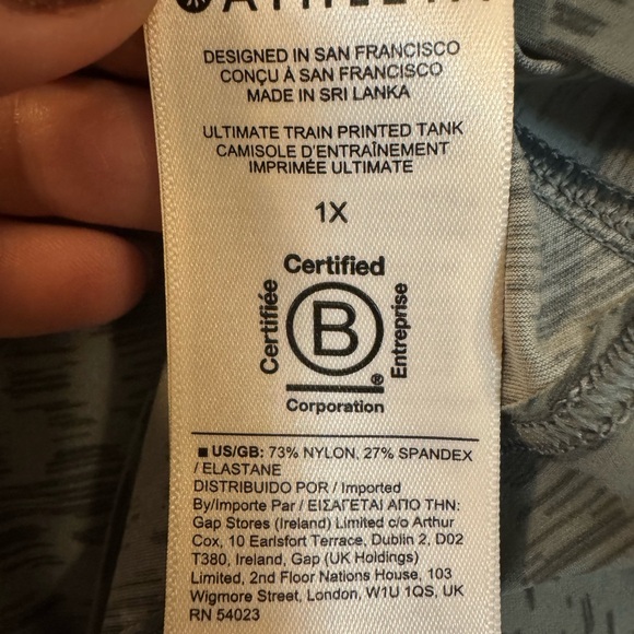 Athleta Ultimate scope tank - Picture 4 of 6